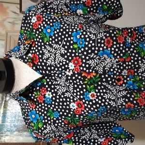 Womens Shirt Sz Med Button Up flower Pokadot Blouse top short sleeve SOLUTIONS